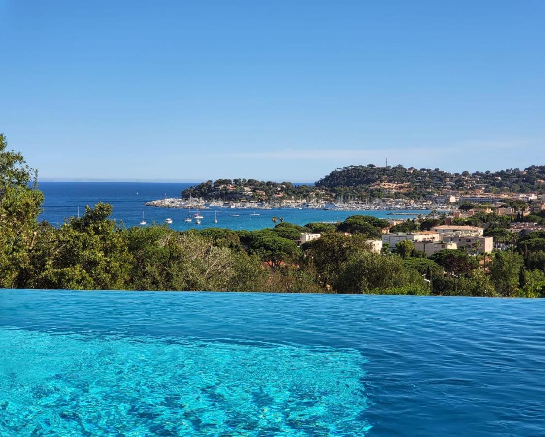 Les Citronniers - Splendide Vue Mer Acces Plage A Pieds A 5 Minutes Cavalaire-sur-Mer Exterior photo