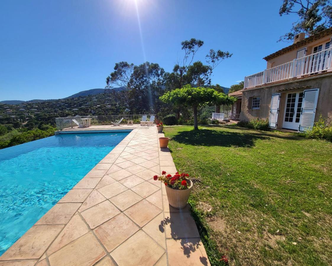 Les Citronniers - Splendide Vue Mer Acces Plage A Pieds A 5 Minutes Cavalaire-sur-Mer Exterior photo