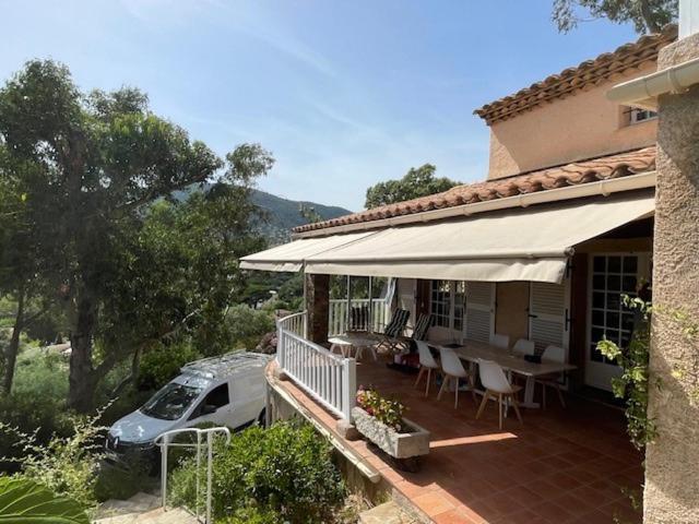 Les Citronniers - Splendide Vue Mer Acces Plage A Pieds A 5 Minutes Cavalaire-sur-Mer Exterior photo