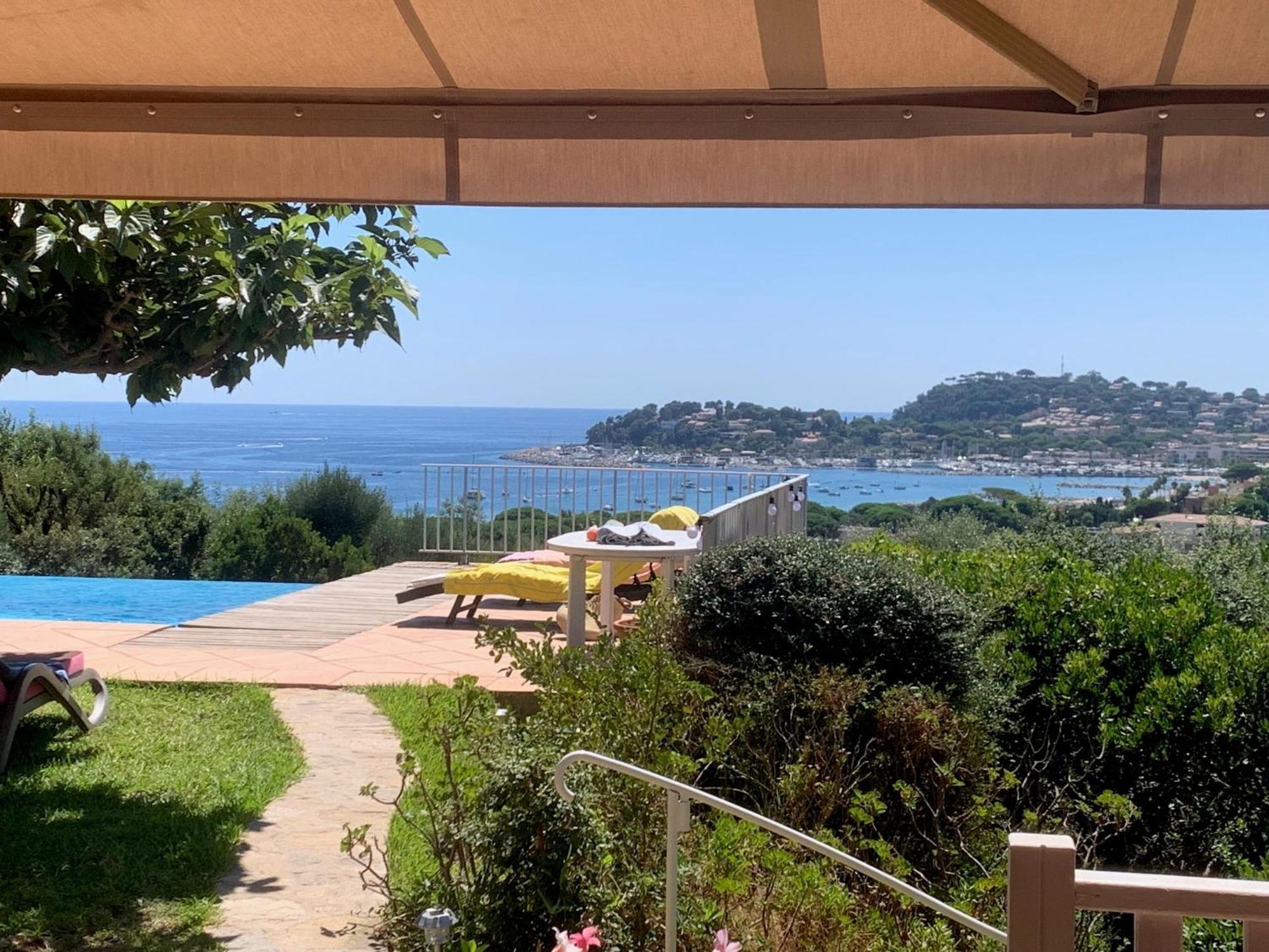 Les Citronniers - Splendide Vue Mer Acces Plage A Pieds A 5 Minutes Cavalaire-sur-Mer Exterior photo